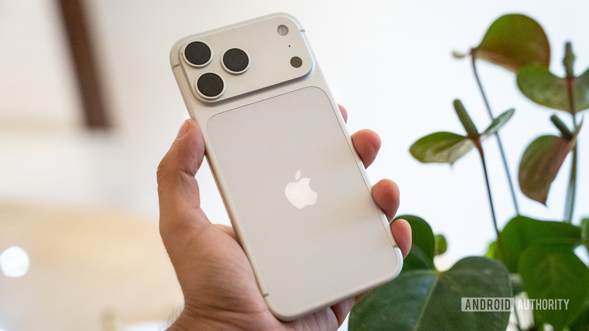 Google Meet Now Supports Safari on iPhone Without an App